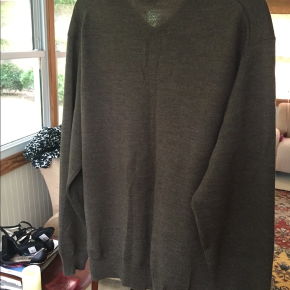 Men’s sweater - Picture 2 of 4